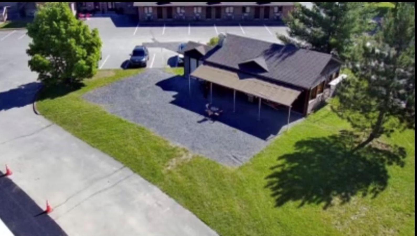 Auberge Micky Inc Edmundston Exterior foto