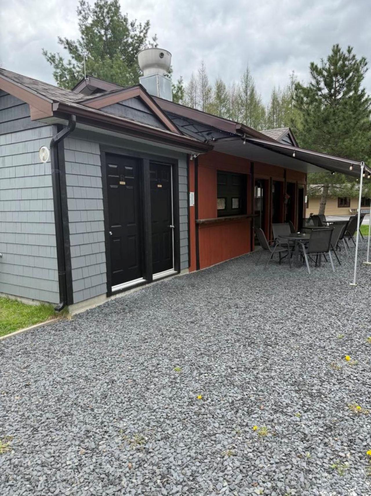 Auberge Micky Inc Edmundston Exterior foto